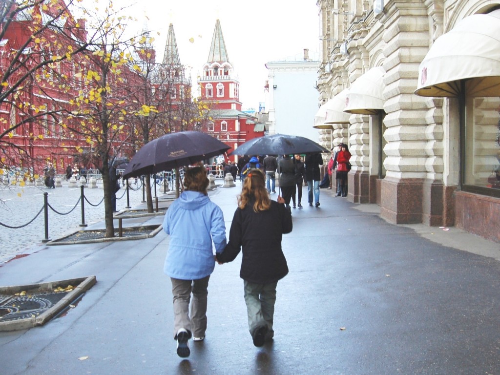 Holding hands in Moscow